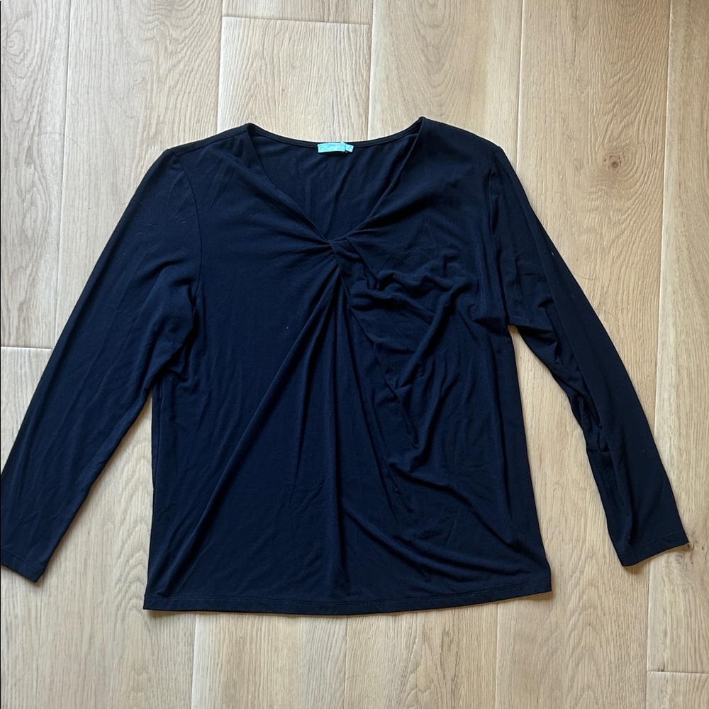 J. McLaughlin navy Long-Sleeve Twist-Front Tee